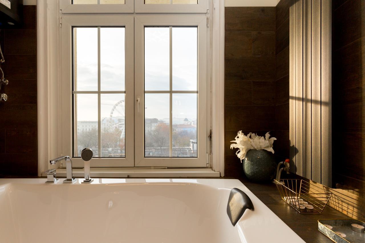 Luxury Dream Home In The Absolute Center ブダペスト エクステリア 写真
