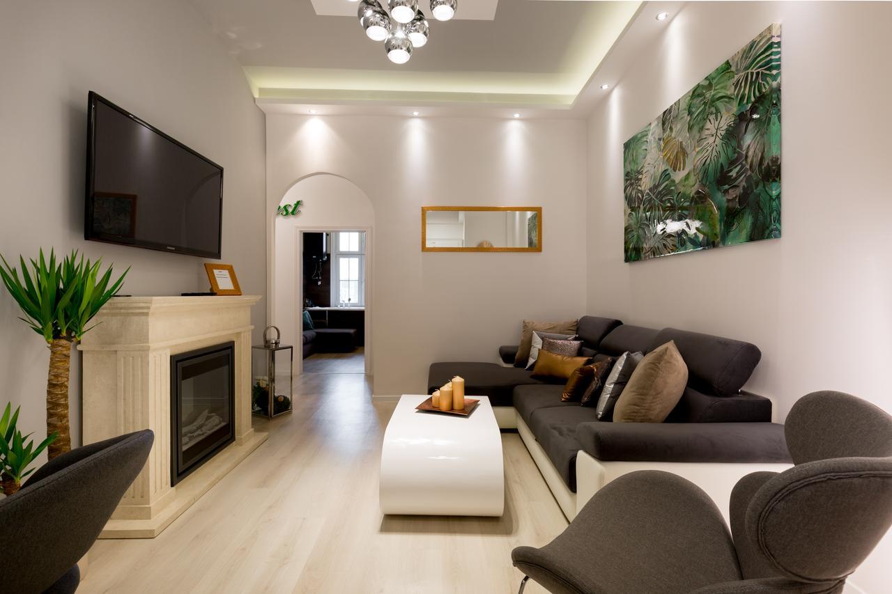 Luxury Dream Home In The Absolute Center ブダペスト エクステリア 写真